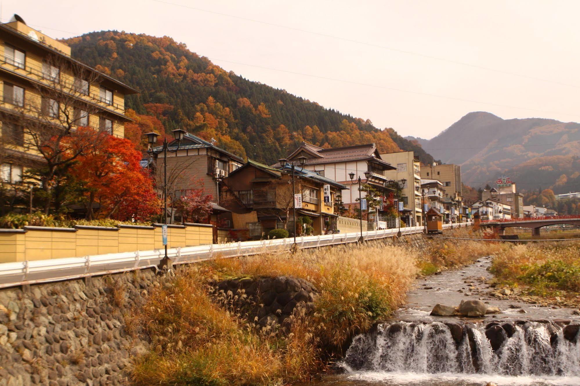 Kadoya Hotell Yamanouchi  Exteriör bild
